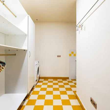 Luxury Center By Aora Holiday home *