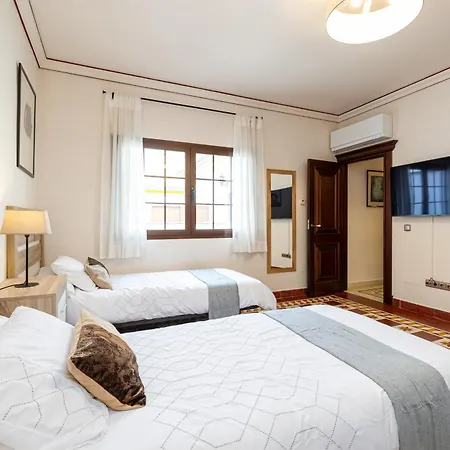 Holiday home Luxury Center By Aora